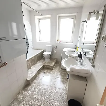 Working Professionals Flat Apartamento Essen