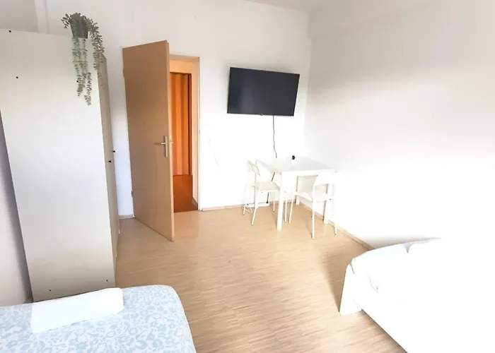 דירה Working Professionals Flat אסן
